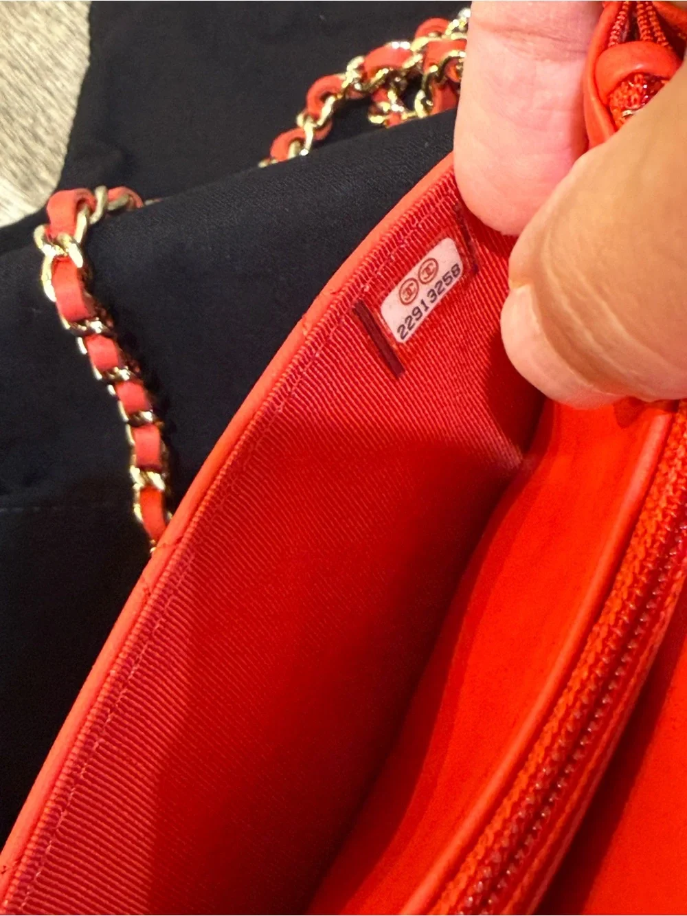 Authentic Chanel wallet on chain